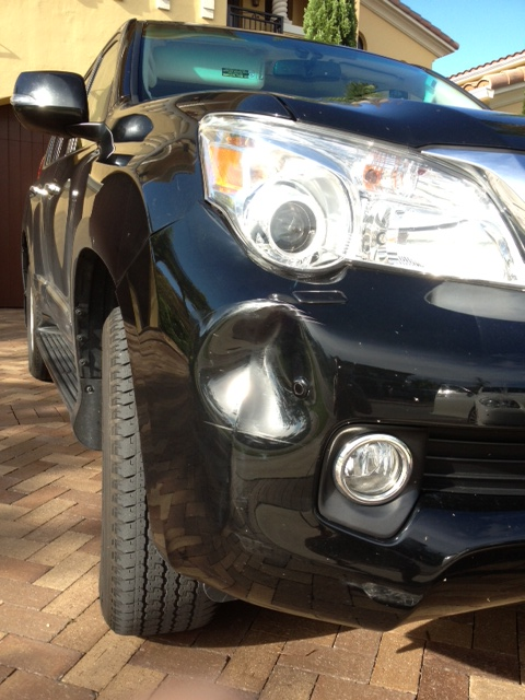Scratch and dent damage before repair